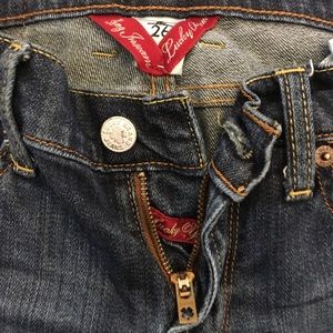 Lucky jeans